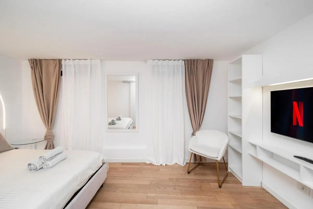 Appartamento Deluxe A Padova, 2 Camere Da Letto, 6 Ospiti